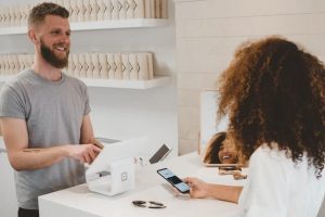 4 ways to create a great customer experience